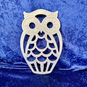 Vintage Owl‎ Metal Trivet Pot Holder Kitchen Decor 10" x 7"  Metal Decor